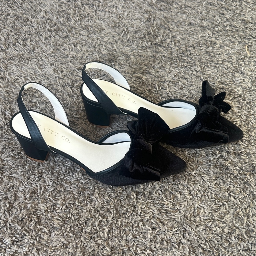 Ivy City Co Black Slingback Heels with Bow